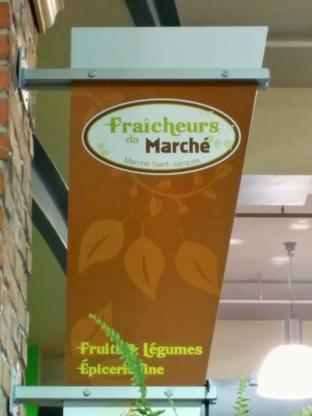 Fraîcheurs du marché | 1141 Rue Notre-Dame, Saint-Sulpice, QC J5W 3W2, Canada | Phone: (450) 589-4466