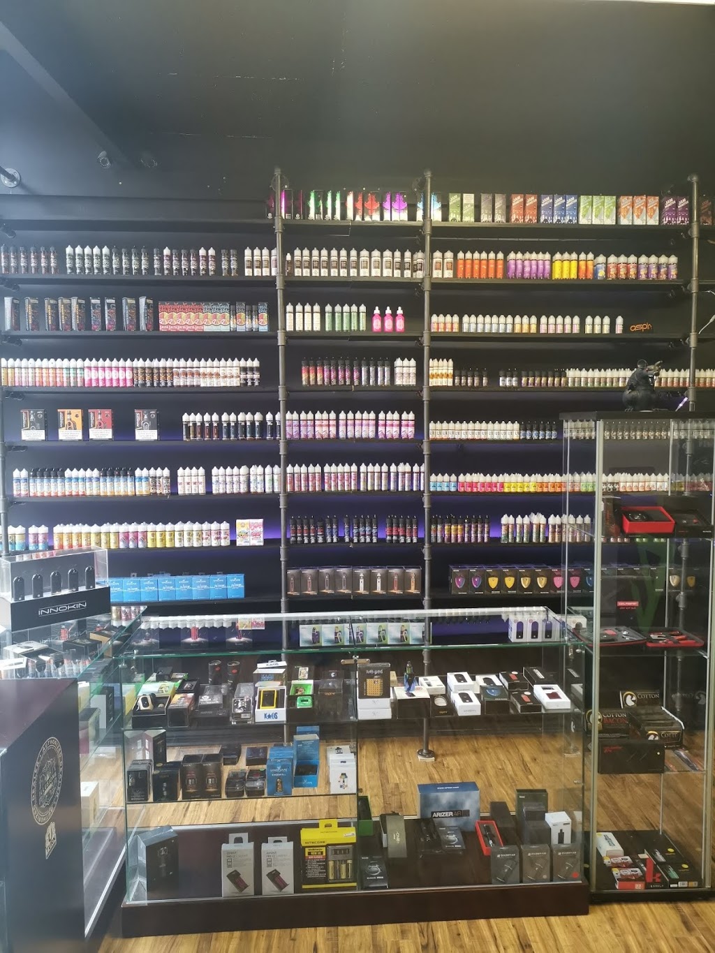 e-One Vapor | 320 King St E, Hamilton, ON L8N 1C2, Canada | Phone: (289) 975-5029