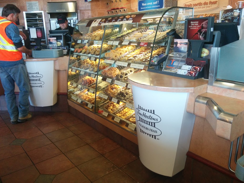 Tim Hortons | 2910 Rue Lucien-Lallier, Laval, QC H7P 6C7, Canada | Phone: (450) 681-1244