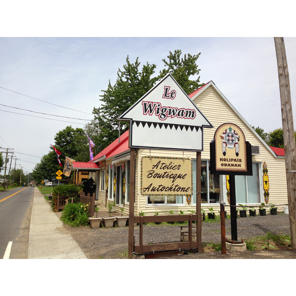 le wigwam | 03 Rue Waban-Aki, Odanak, QC J0G 1H0, Canada