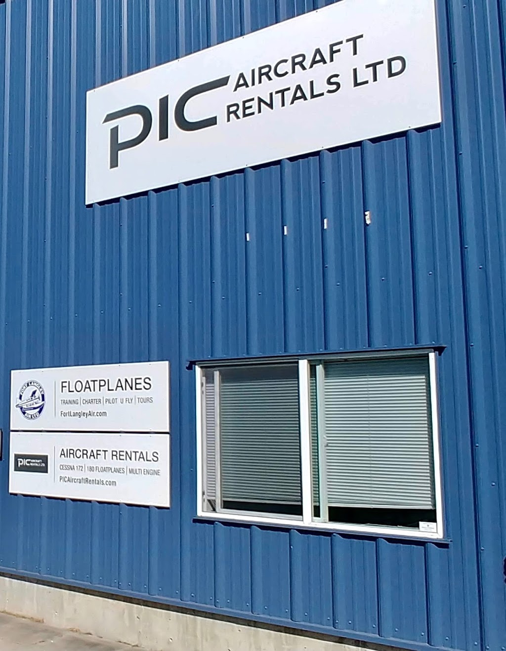 PIC Aircraft Rentals | 18799 Airport Way Unit 150, Pitt Meadows, BC V3Y 2B4, Canada | Phone: (604) 465-1414