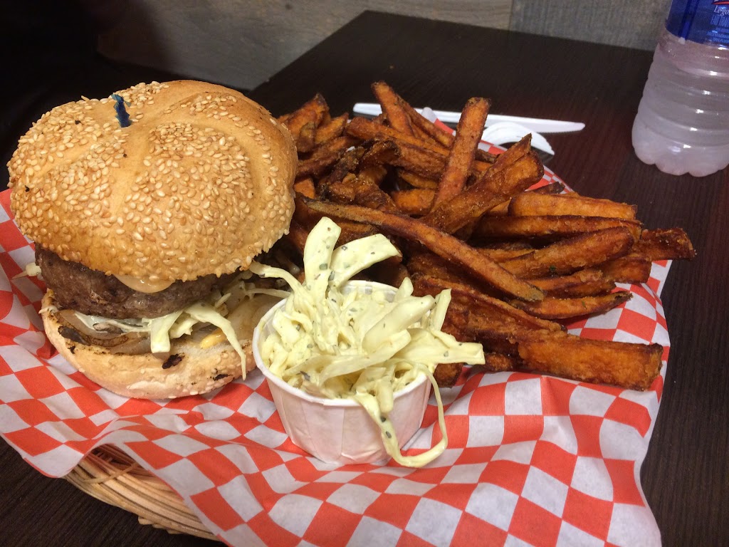 Stuffed Burgers and Pizza | 912 Saint Laurent Boulevard, Ottawa, ON K1K 3B3, Canada | Phone: (613) 749-1010