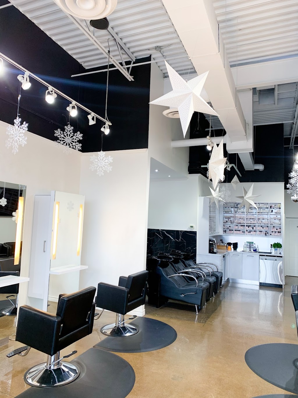 NüHair Salon | 728 Burloak Dr Unit C-3, Burlington, ON L7L 6P2, Canada | Phone: (905) 639-4247