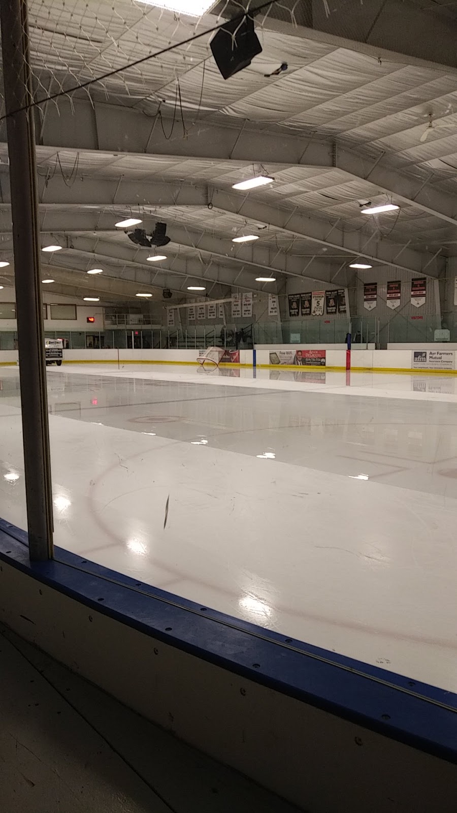 Burford Arena | 14 Potter Dr, Burford, ON N0E 1A0, Canada | Phone: (519) 449-5611