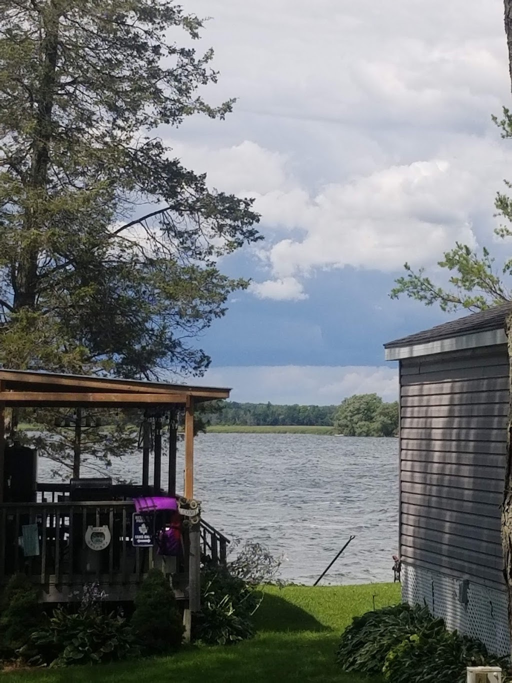 Cherry Lane Campground + Cottages | 89 Sandy Ln, Cherry Valley, ON K0K 1P0, Canada | Phone: (613) 707-1147