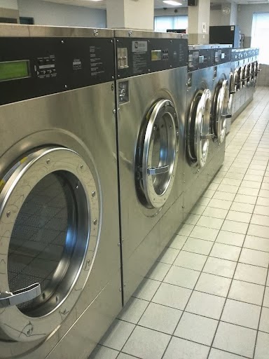 Woodbine Laundry | 1357 Woodbine Ave, East York, ON M4C 4G4, Canada | Phone: (647) 773-7674