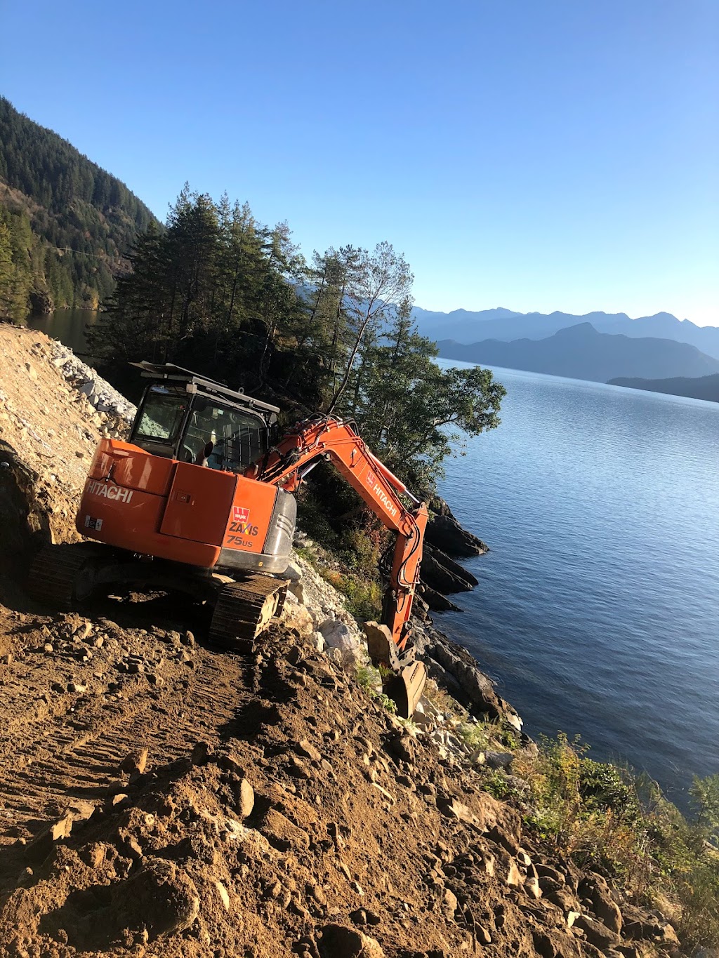 Tall Timber Excavating ltd | 3146 Hansen Rd, Roberts Creek, BC V0N 2W1, Canada | Phone: (604) 690-3209