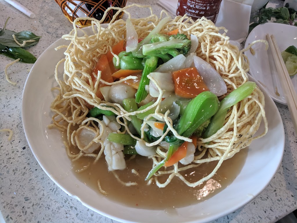 Pho Ao Sen | 3221 Derry Rd W, Mississauga, ON L5N 7L7, Canada | Phone: (905) 824-2888