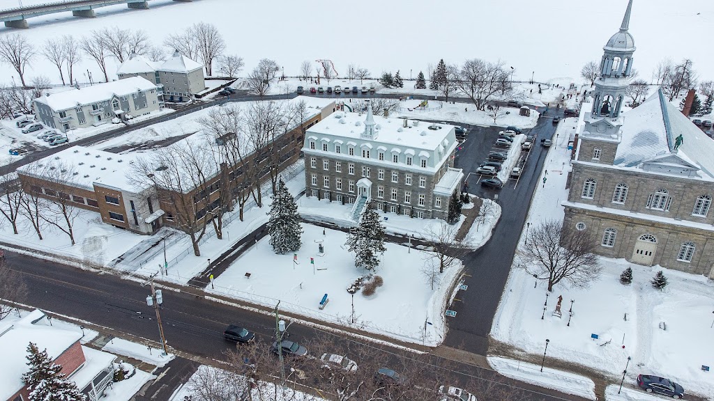 Mairie de Saint-Eustache | 145 Rue Saint-Louis, Saint-Eustache, QC J7R 1X9, Canada | Phone: (450) 974-5000