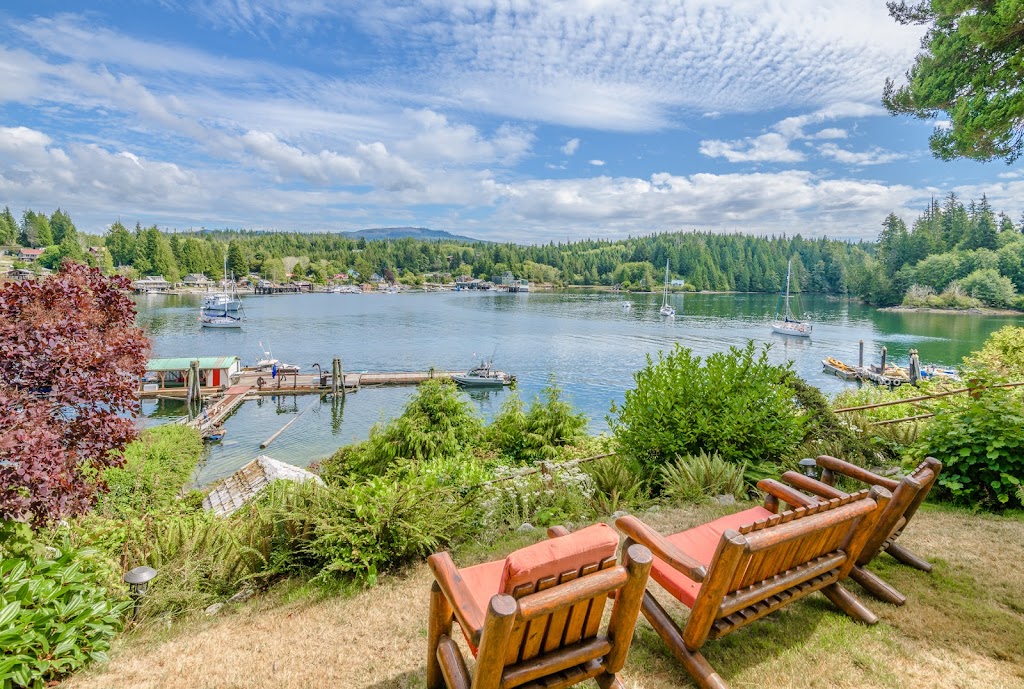 Woods End Landing | 380 Cape Beale, Trail, Bamfield, BC V0R 1B0, Canada | Phone: (250) 728-3383