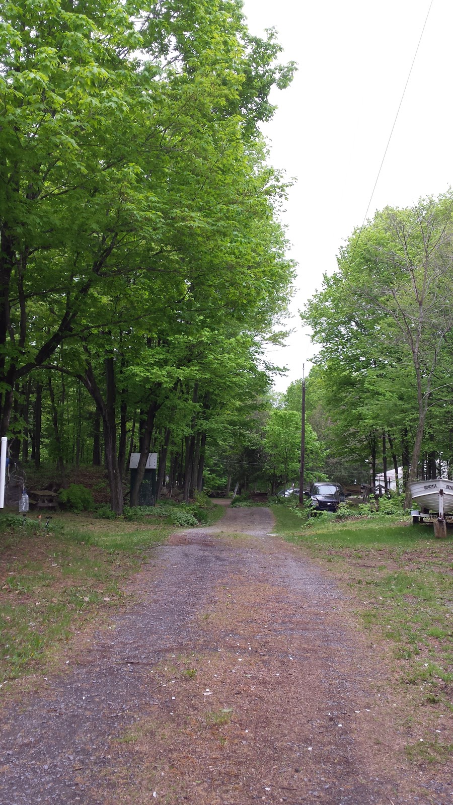 Whitehouse Campgrounds | 225 Burns Rd, Godfrey, ON K0H 1T0, Canada | Phone: (613) 273-5526