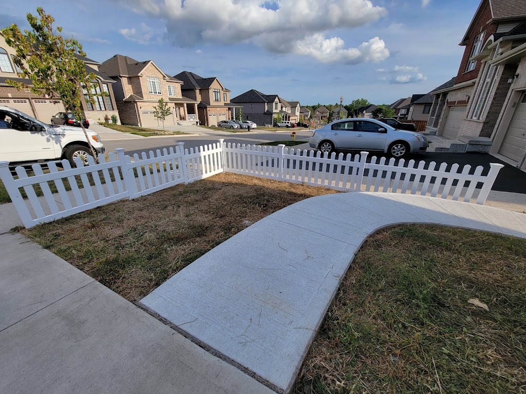 Fence Deck 5Az | Knotty Pine Ave, Cambridge, ON N3H 0E2, Canada | Phone: (519) 574-6972