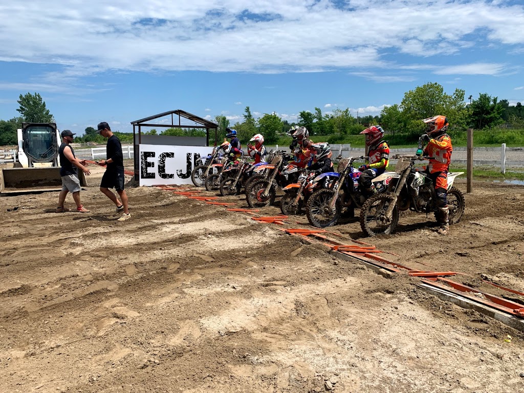 SMX Motocross | 663 Petit rang Saint-François, Saint-Pie, QC J0H 1W0, Canada | Phone: (514) 926-4162