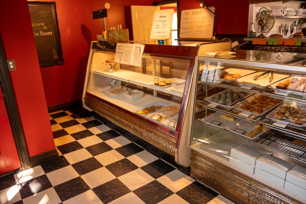 The Bakery - Pelee Island | 5 N Shore Rd, Pelee Island, ON N0R 1M0, Canada | Phone: (519) 724-2321