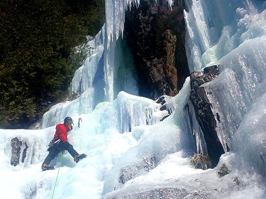 Roc et Glace escalade | climbing | 1000 Rue de la Montagne dArgent, La Conception, QC J0T 1M0, Canada | Phone: (819) 421-1466