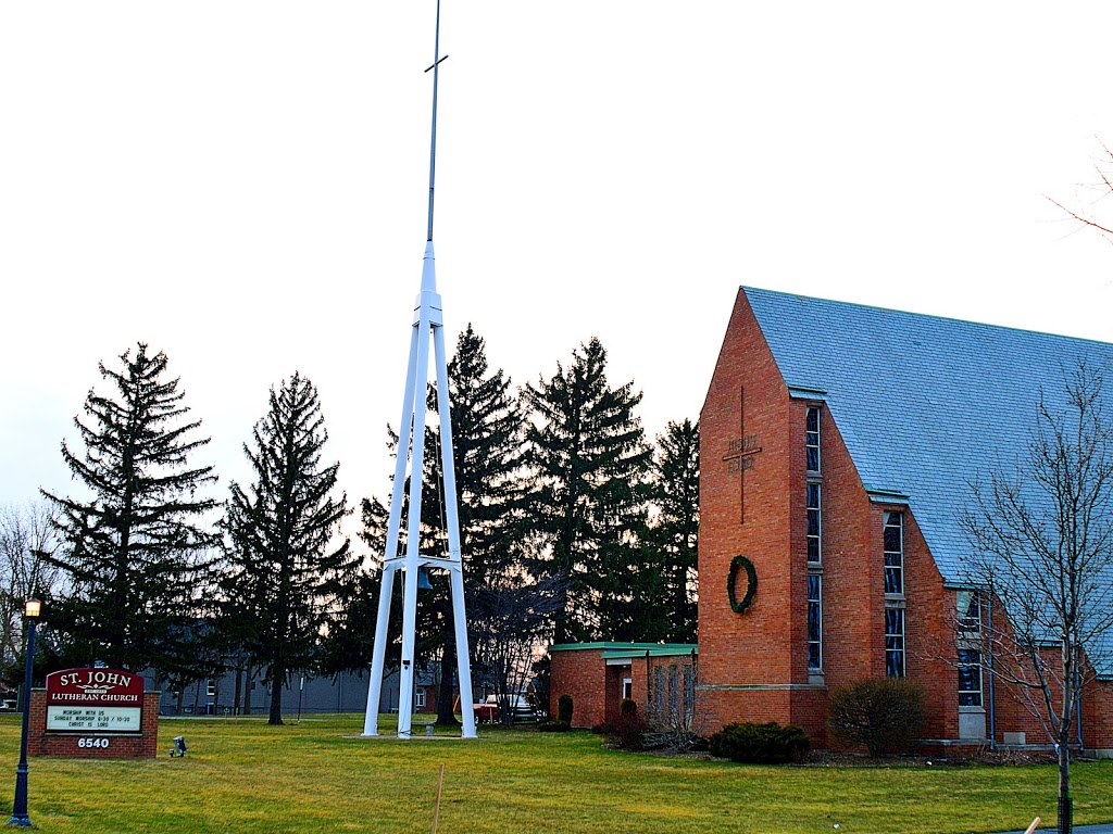 St John Lutheran Church | 6540 Main St, Williamsville, NY 14221, USA | Phone: (716) 632-6557