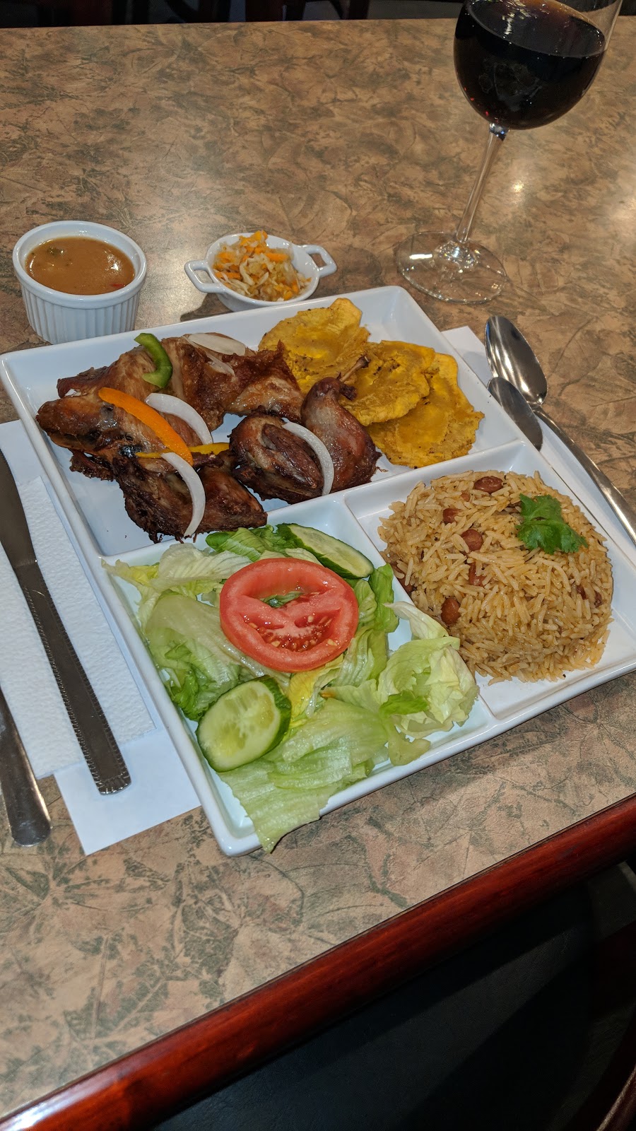 Man Nèl Restaurant-Bar | 358 Rue Notre-Dame, Repentigny, QC J6A 2S5, Canada | Phone: (450) 582-2112