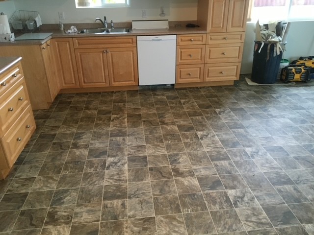 Custom Flooring Centres | 7345 Duncan St, Powell River, BC V8A 1W6, Canada | Phone: (604) 485-7555