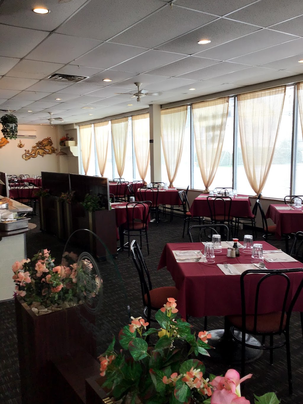 Restaurant de LAsie | 2 Rue Plourde, Charlemagne, QC J5Z 3E8, Canada | Phone: (450) 582-1180