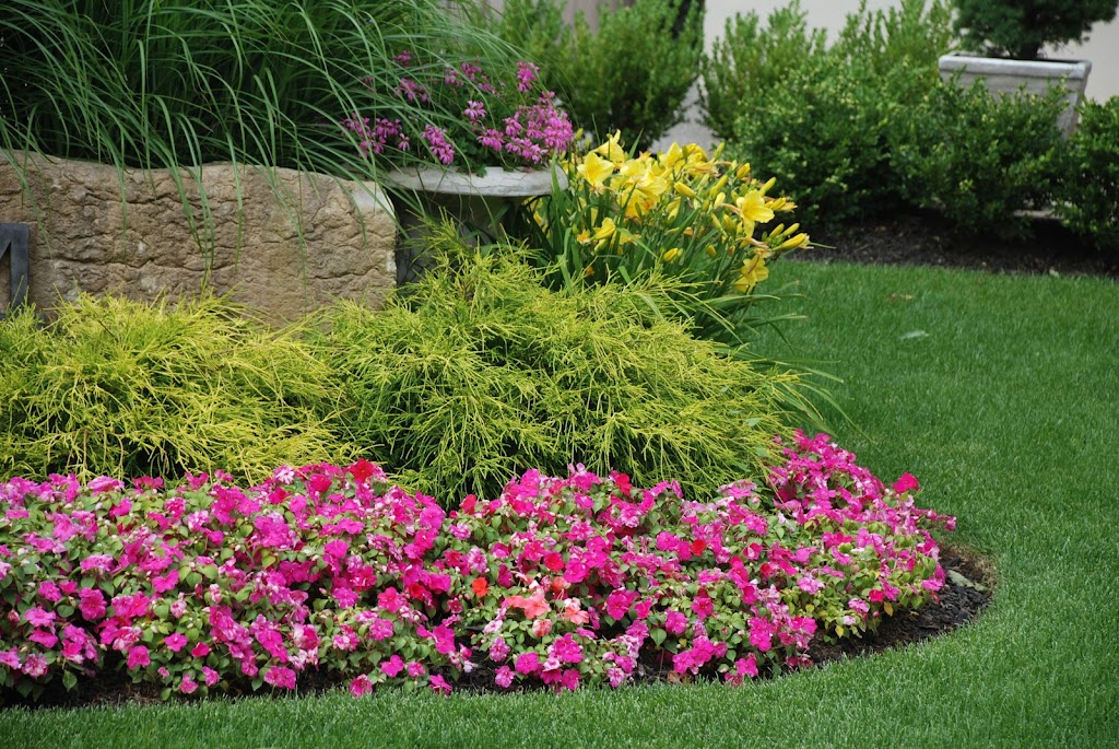 Artistic Landscaping | 32 Donald Bell Dr, Binbrook, ON L0R 1C0, Canada | Phone: (905) 531-9449