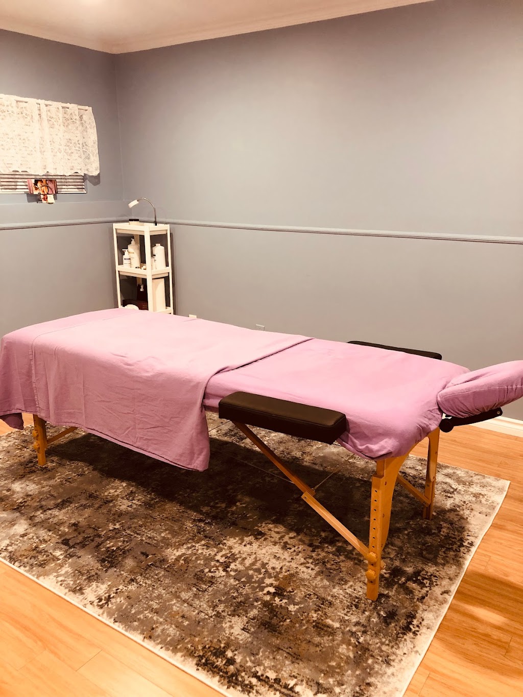 Priyanka Massage Therapy | 423 Rue Pilon, Vaudreuil-Dorion, QC J7V 7A7, Canada | Phone: (514) 983-0786
