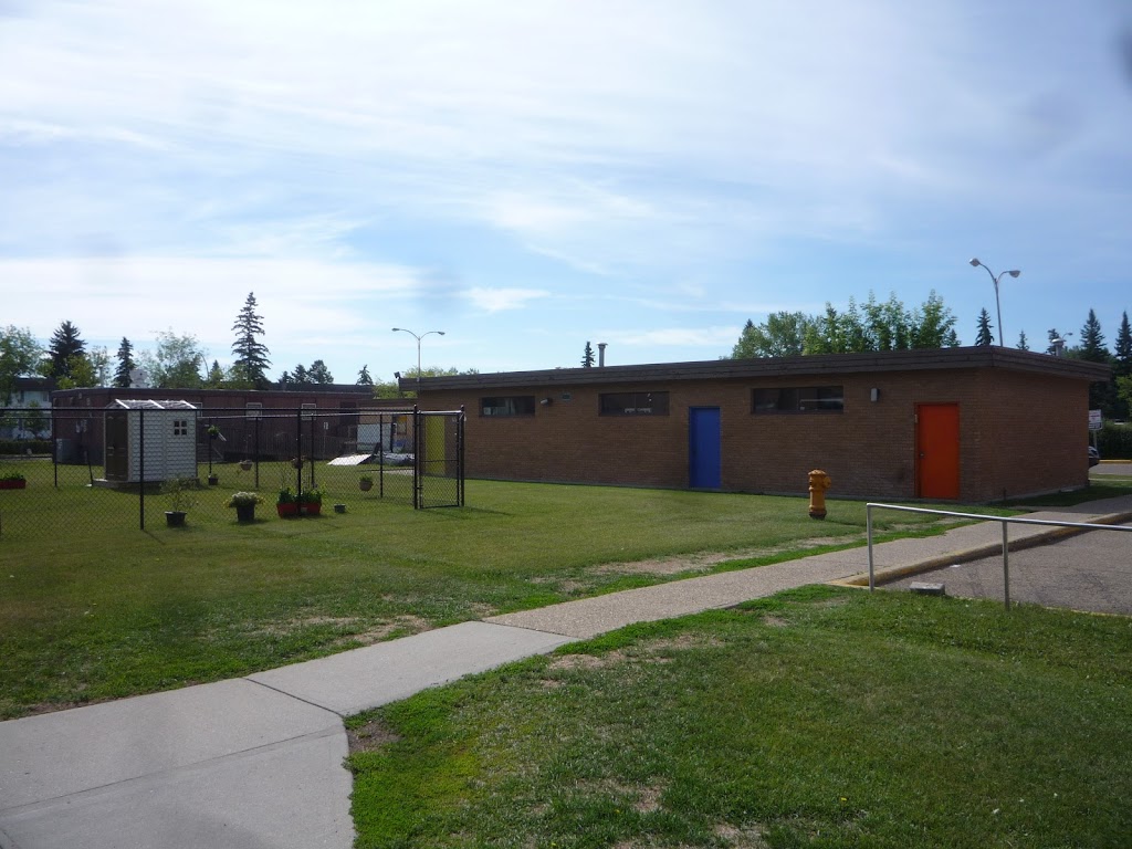 ASSIST Community Services Centre (Southwest Centre) | 810 Saddleback Rd NW, Edmonton, AB T6J 4W4, Canada | Phone: (780) 429-3119