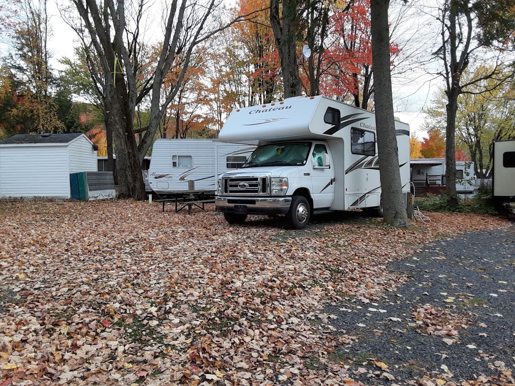 Camping KOA Granby-Bromont | 1699 Rue Shefford, Bromont, QC J2L 3N8, Canada | Phone: (450) 534-2404