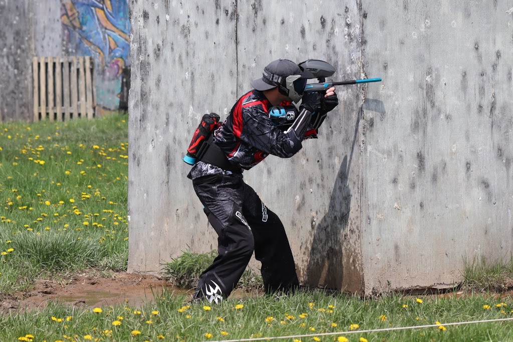 DMZ Paintball and Airsoft - Field Location | 2711 Thorold Townline Rd, Niagara Falls, ON L2H 3A4, Canada | Phone: (905) 988-9000