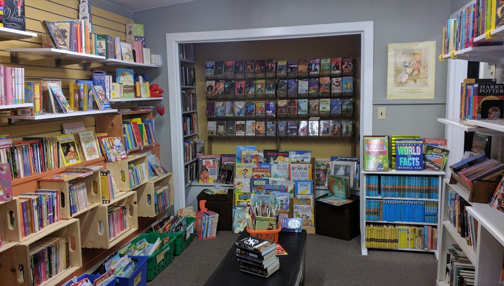 Brantford Bookworm | 331 Brant Ave, Brantford, ON N3T 3J8, Canada | Phone: (226) 938-1628