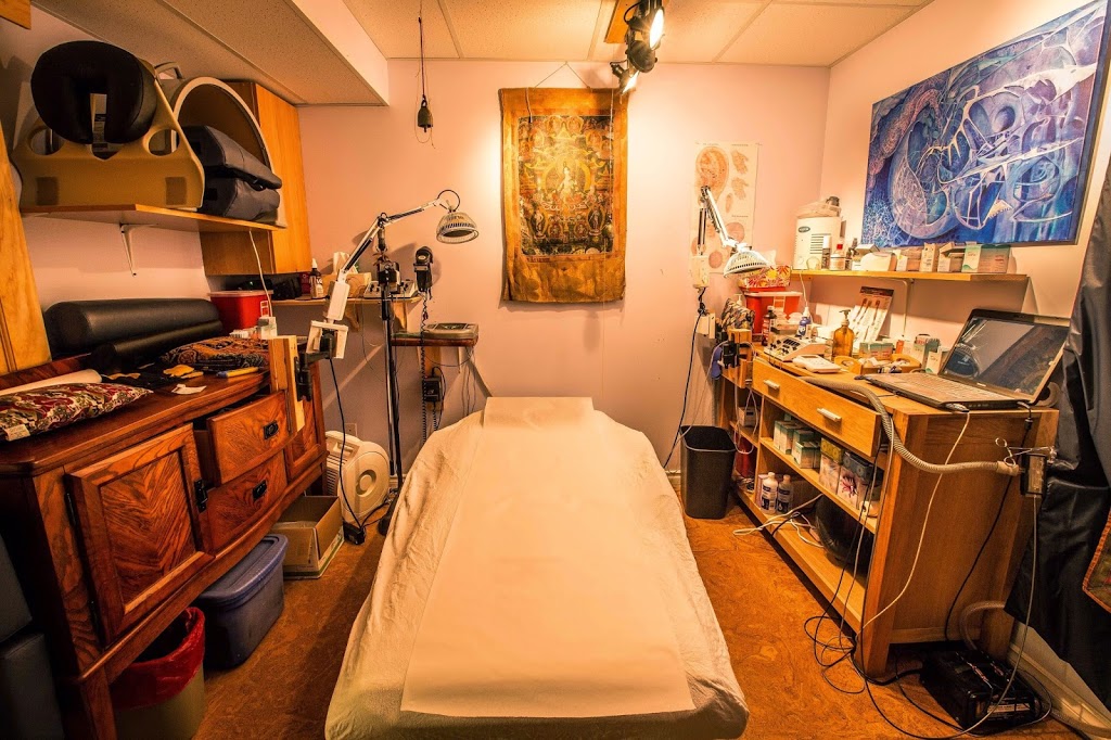 Acupuncture Alternative & Asian Medicine | 9327 173 St NW, Edmonton, AB T5T 3C4, Canada | Phone: (780) 633-7321