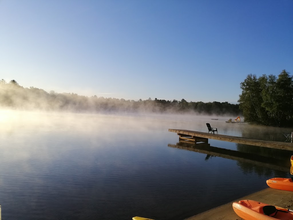 Maple Brae Lakeside Cottages | 1071 ON-592, Emsdale, ON P0A 1J0, Canada | Phone: (705) 636-5390