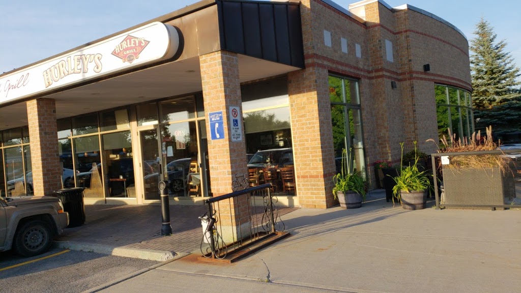 Hurleys Neighbourhood Grill | 64 Stonehaven Dr, Kanata, ON K2M 2Y2, Canada | Phone: (613) 271-3073