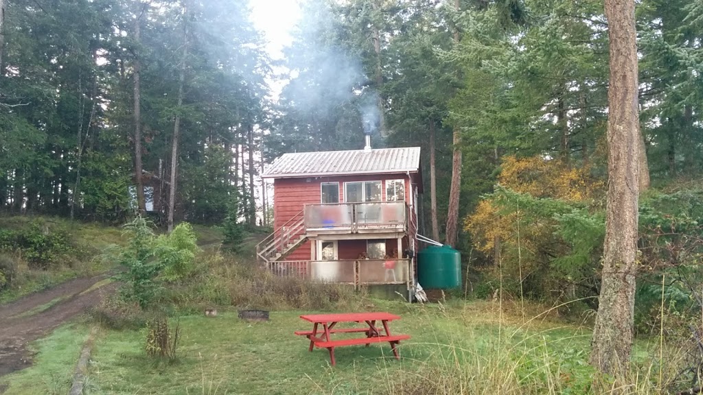 Bellhouse Seaside Cottage | 125 Bellhouse Rd, Galiano Island, BC V0N 1P0, Canada