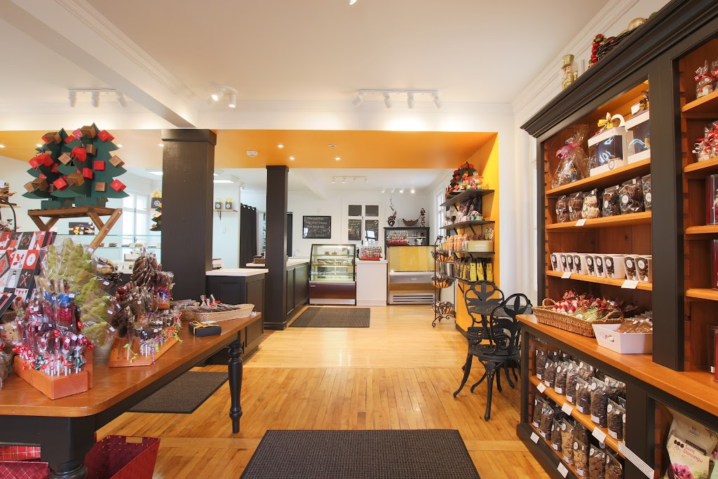 FG Chocolatiers | 1634 Av. Bourgogne, Chambly, QC J3L 1Y7, Canada | Phone: (450) 447-4707