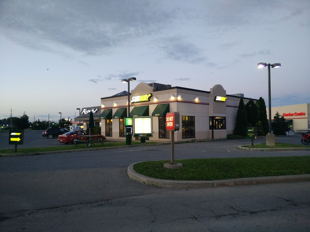 Subway | 107 Lombard St, Smiths Falls, ON K7A 5B8, Canada | Phone: (613) 284-8085