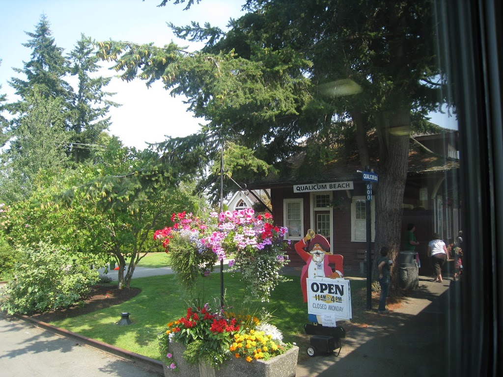 VIA Rail | 598 Beach Rd, Qualicum Beach, BC V9K 1K7, Canada | Phone: (888) 842-7245