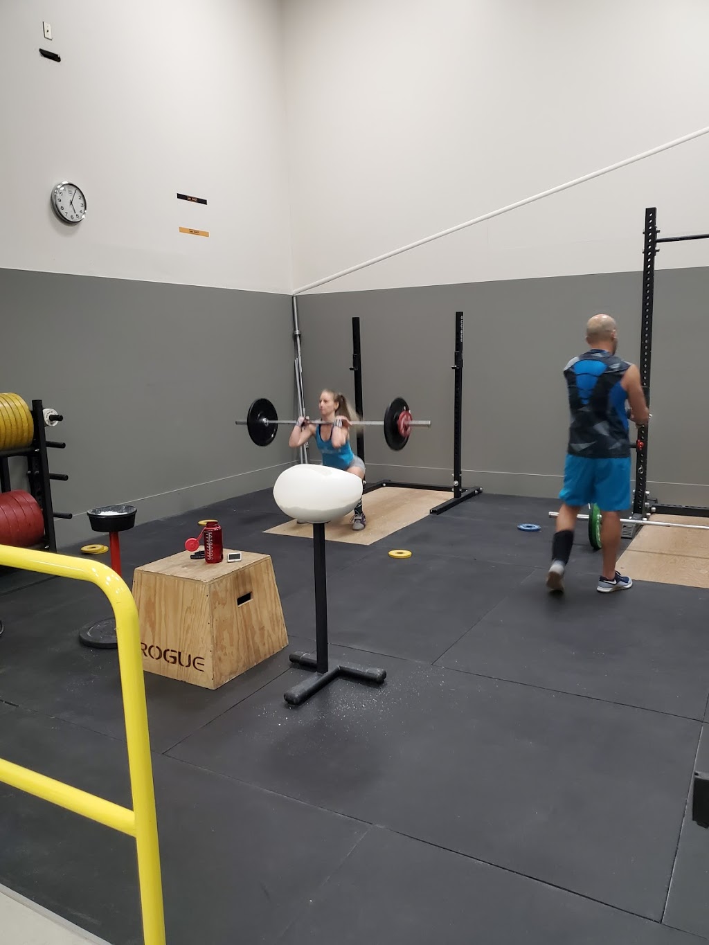 Kings Highway CrossFit | 405 The West Mall, Etobicoke, ON M9C 5J5, Canada | Phone: (416) 546-2897