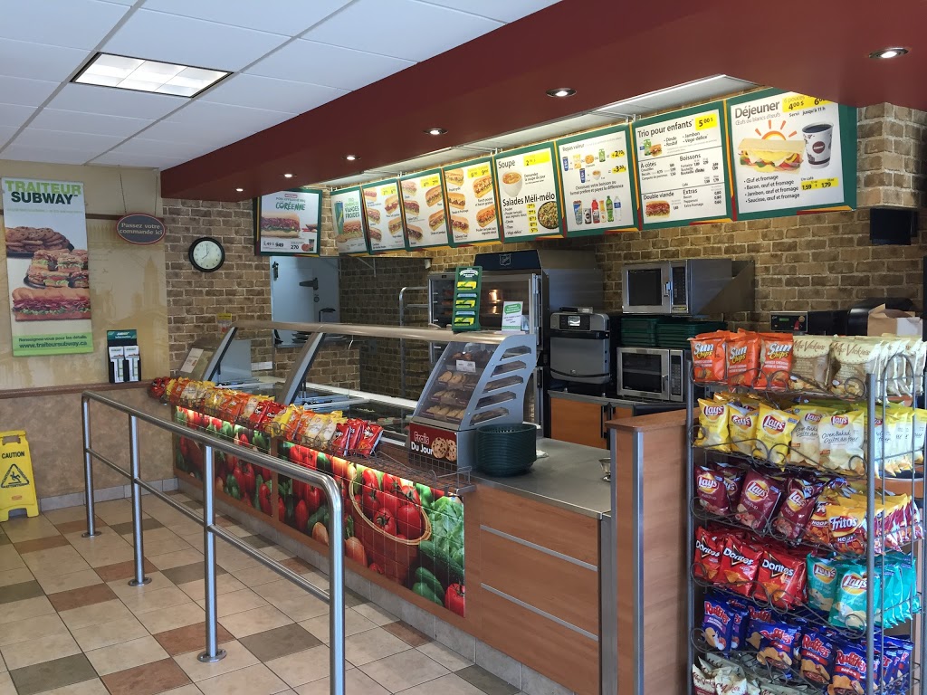 Subway | 7585 Boulevard Guillaume-Couture, Lévis, QC G6V 6Z1, Canada | Phone: (418) 835-3531