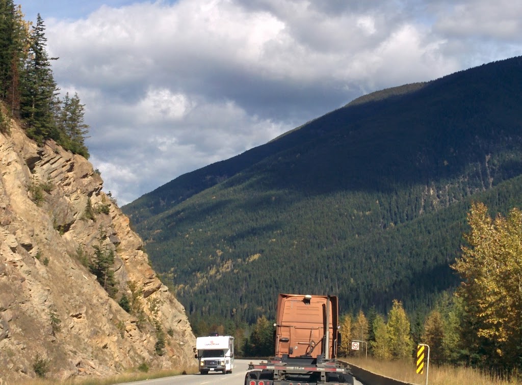 Columbia River Shake & Shingle Ltd | Trans-Canada Hwy, Revelstoke, BC V0E 2S0, Canada | Phone: (250) 837-6544