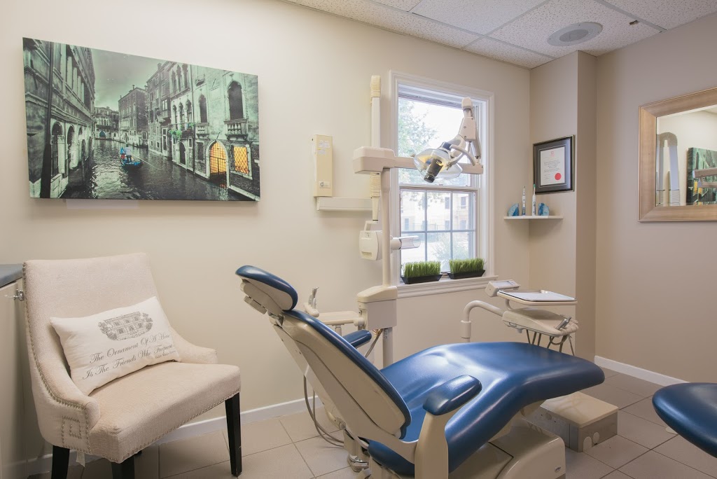 Aurora Family Dental | 25 Wellington St E, Aurora, ON L4G 1H4, Canada | Phone: (905) 727-3323