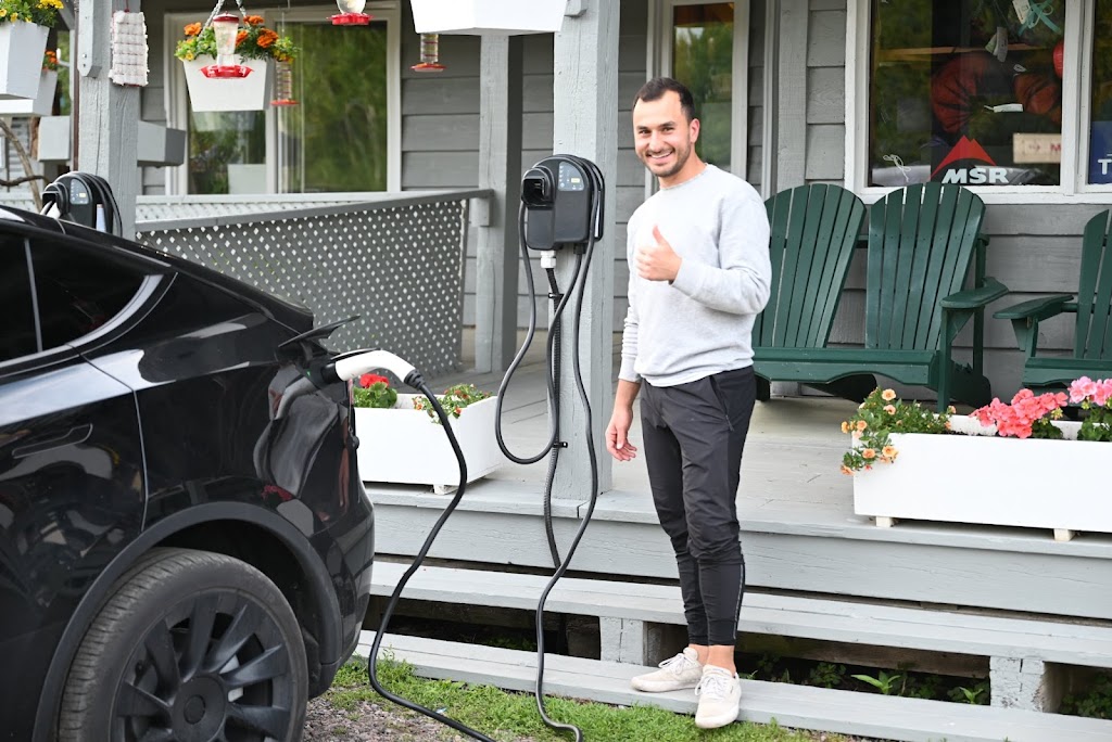 Electric Vehicle Charging Station | 1076 ON-637, Killarney, ON P0M 2A0, Canada | Phone: (888) 222-3410