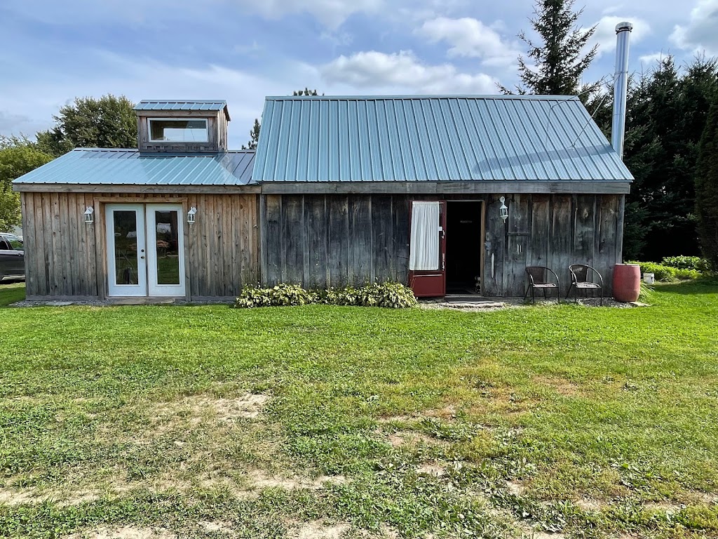 La ferme SADRILOU | 390 Chem. de la Côte S, Boisbriand, QC J7E 4H5, Canada | Phone: (514) 996-1397