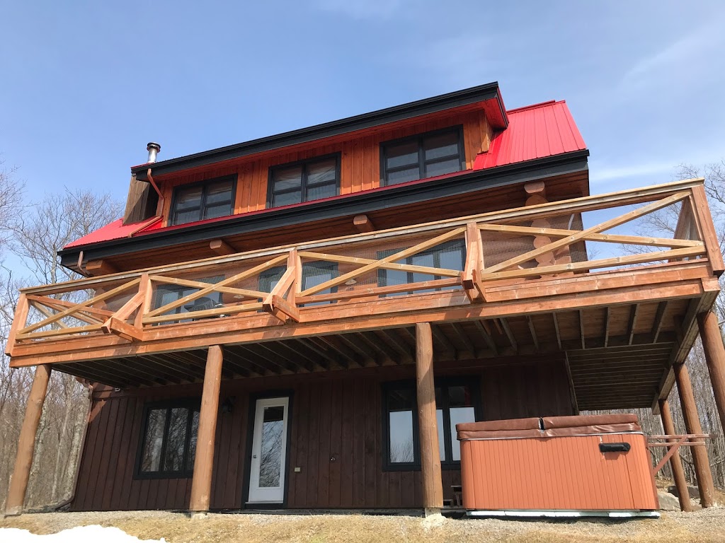 RCNT Chalet #19 | 238 Des, Chemin Des Ecorces, Lac-Supérieur, QC J0T 1P0, Canada | Phone: (844) 370-0257