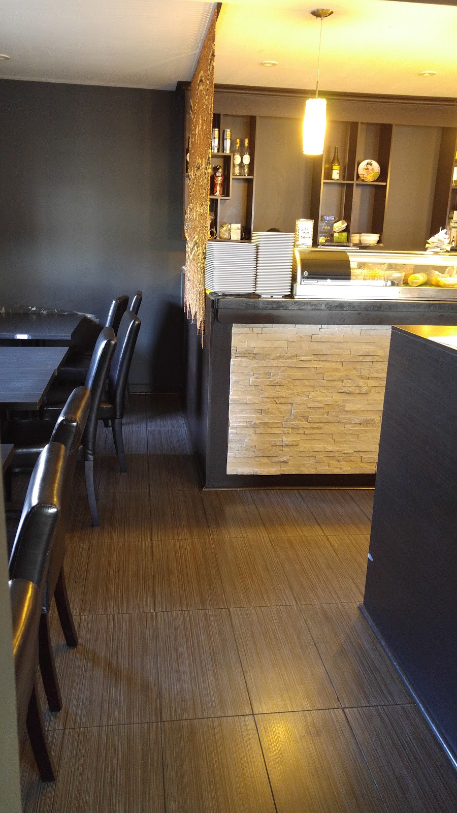 Sake Sushi | 1571 Seacliff Dr, Kingsville, ON N9Y 2M5, Canada | Phone: (519) 326-1688