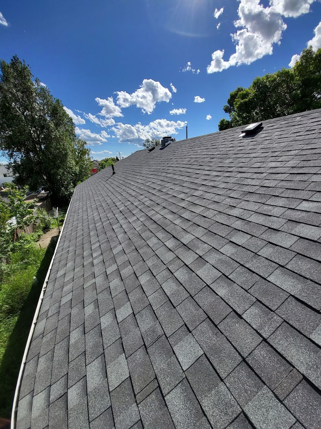 AMP Roofing Ltd | 4429 55 Ave, Olds, AB T4H 1B9, Canada | Phone: (587) 999-1681