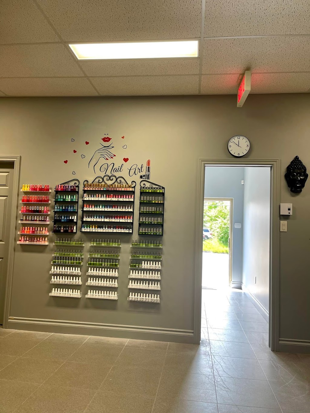 Ongles de Kim | 2885 Rue Carignan, Sherbrooke, QC J1E 3Y7, Canada | Phone: (438) 376-8081