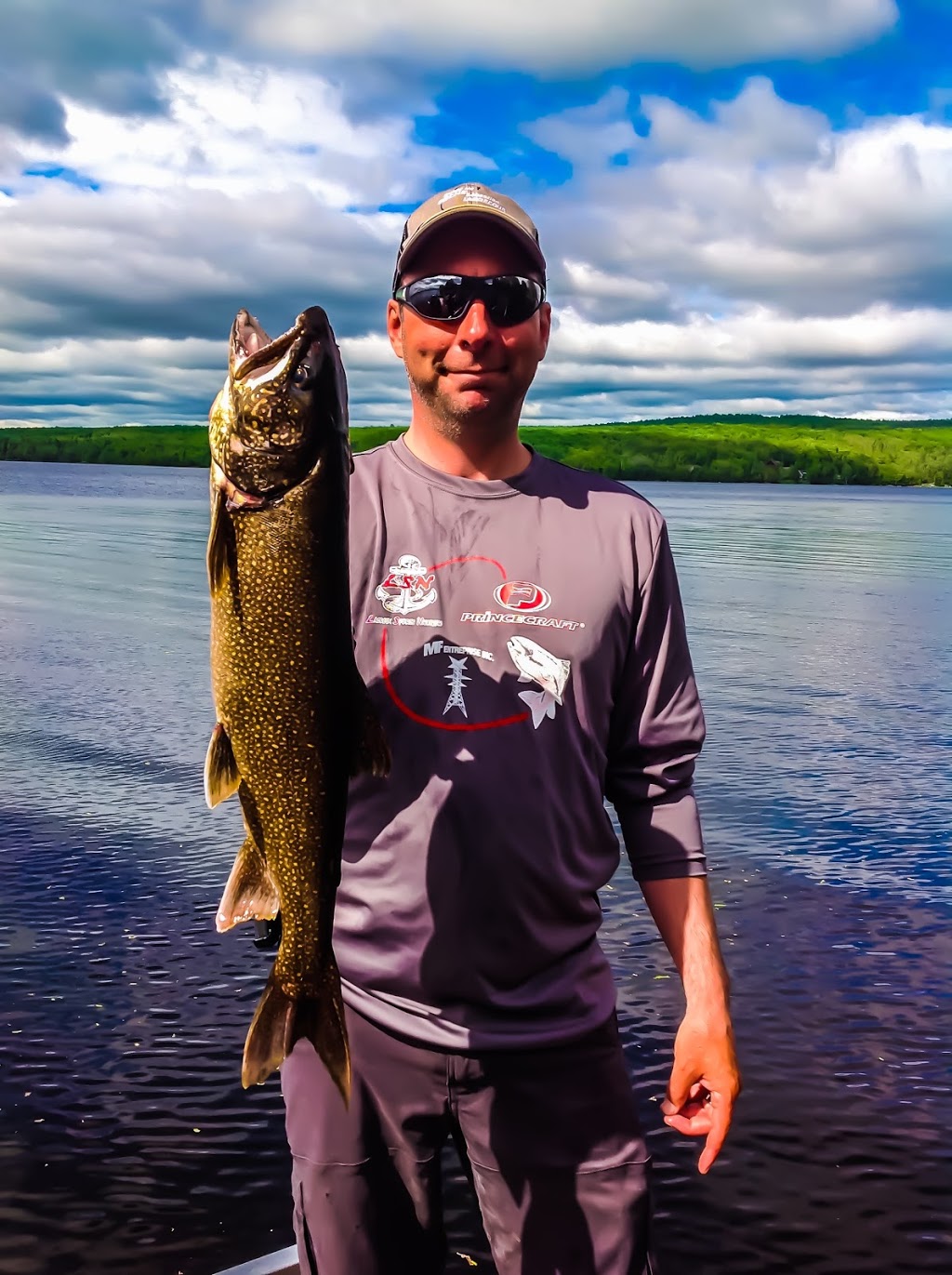 Sébastien Labrecque guide de pêche | 4114 Rue de la Baie des Sables, Lac-Mégantic, QC G6B 1R6, Canada | Phone: (819) 582-2207