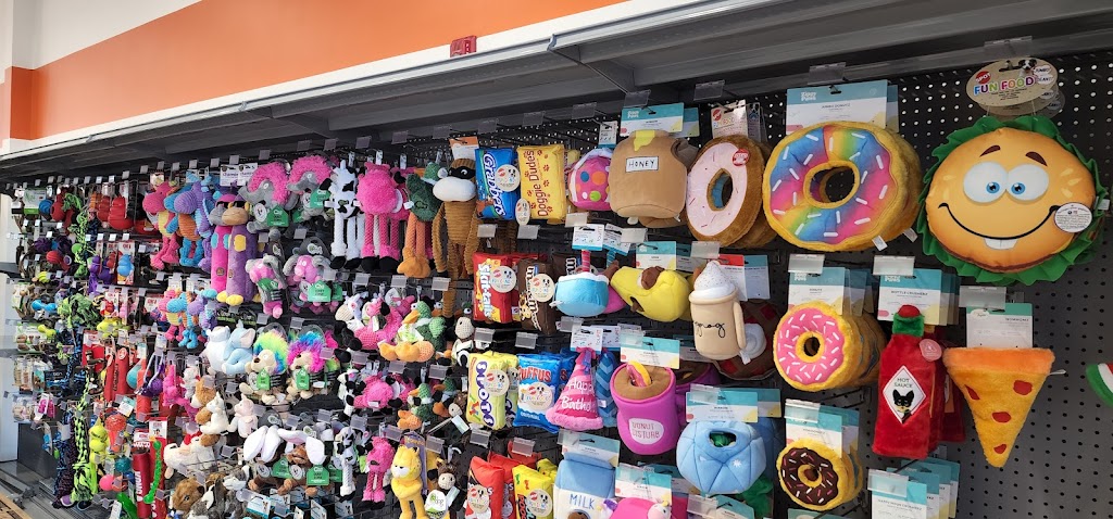 TACK N BARK: Pet Supplies, Accessories and Products | 1405 Bloor St Unit 1, Courtice, ON L1E 0H1, Canada | Phone: (905) 723-2272