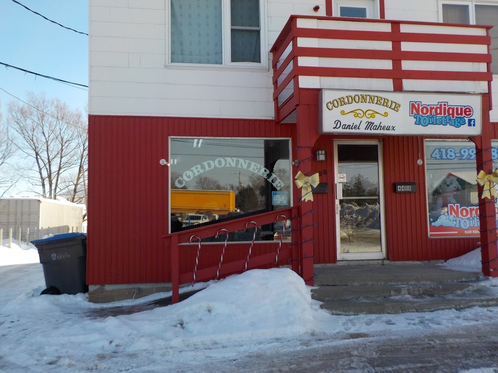 cordonnerie daniel maheux | 4400 Boulevard Guillaume-Couture, Lévis, QC G6W 6N1, Canada | Phone: (418) 928-1775