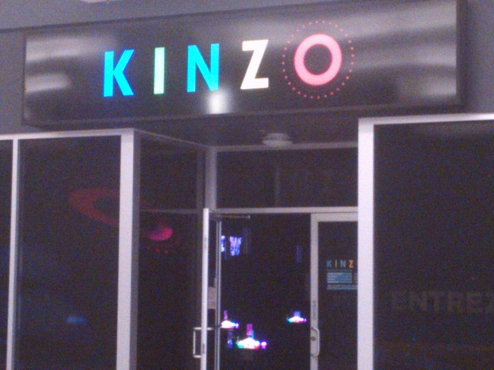 Kinzo Galeries Laval | 1545 Boulevard le Corbusier, Laval, QC H7S 2K6, Canada | Phone: (450) 934-4776